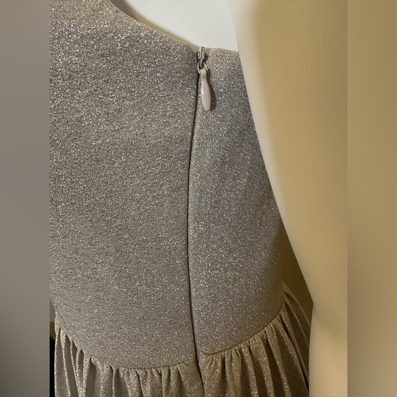 Anthropologie Elevenses Lunar Pleated Midi Dress Gold Sparkle Metallic Size 6 - Picture 8 of 13